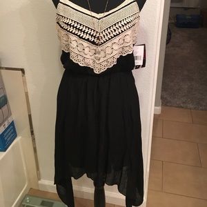 NWT Cute Black dress with cream embroidery